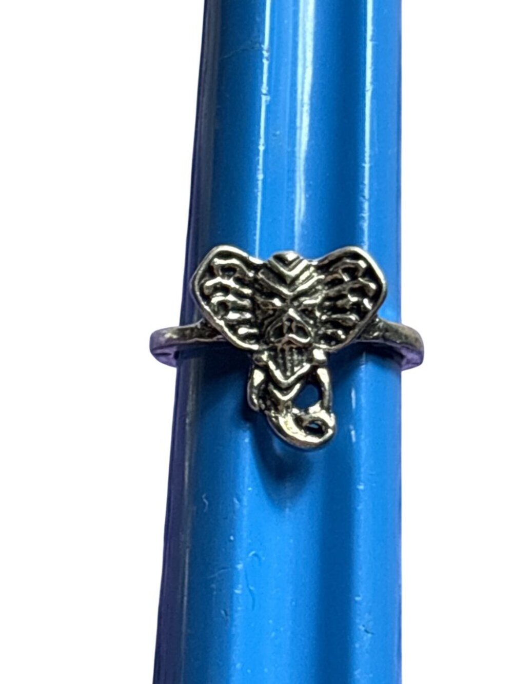 Silvertone Elephant Ring Size 4.5